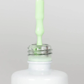 Pistachio Q Diamond Gelpolish